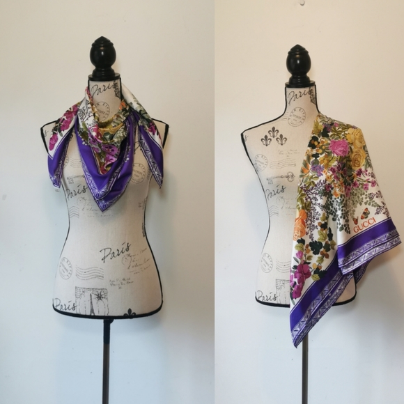 Vintage GUCCI silk scarf - Picture 3 of 10